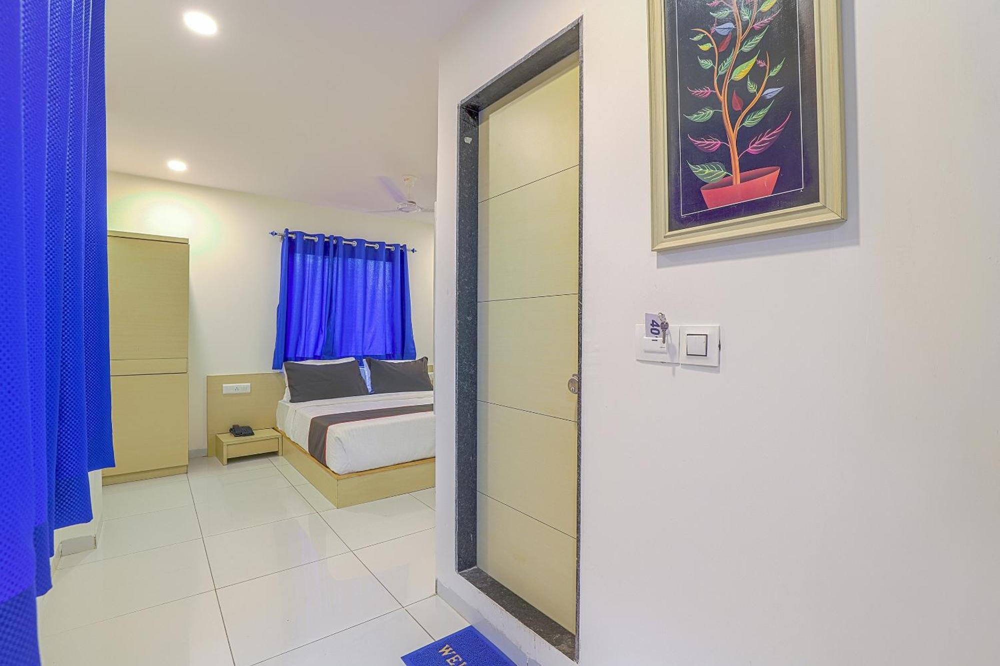 Hotel O La Veera Ahmedabad Extérieur photo
